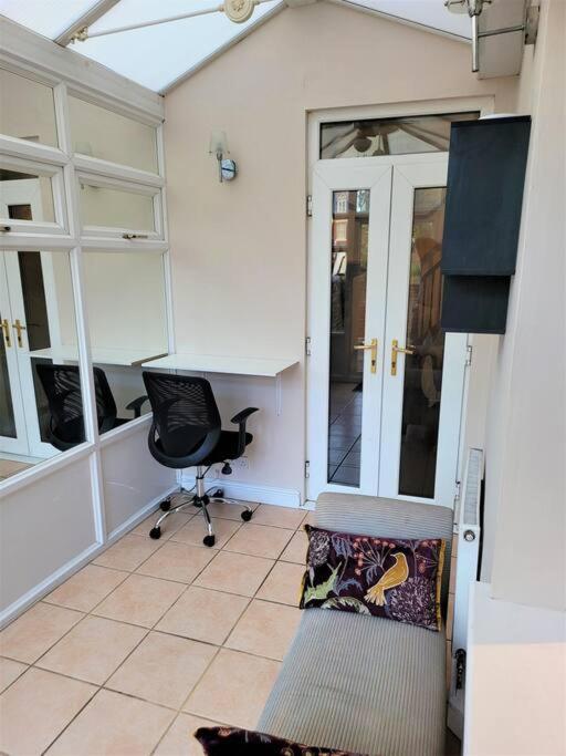 Nice 4-Bedroom Vacation Home With Indoor Fireplace Ουέλινγκτον Εξωτερικό φωτογραφία