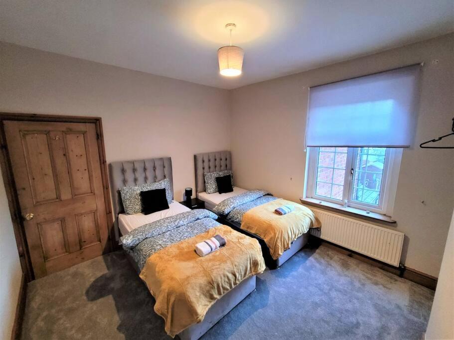 Nice 4-Bedroom Vacation Home With Indoor Fireplace Ουέλινγκτον Εξωτερικό φωτογραφία